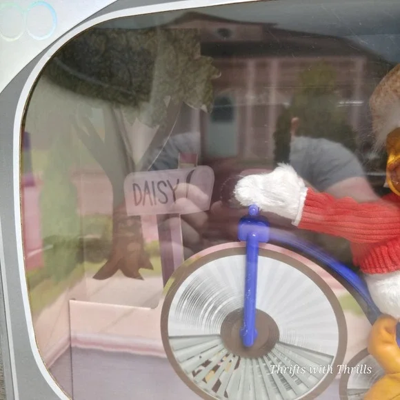 Disney's 100th Anniversary - "Crazy Over Daisy" Plush Set - Bike Wheel Moves! - Picture 3 of 12